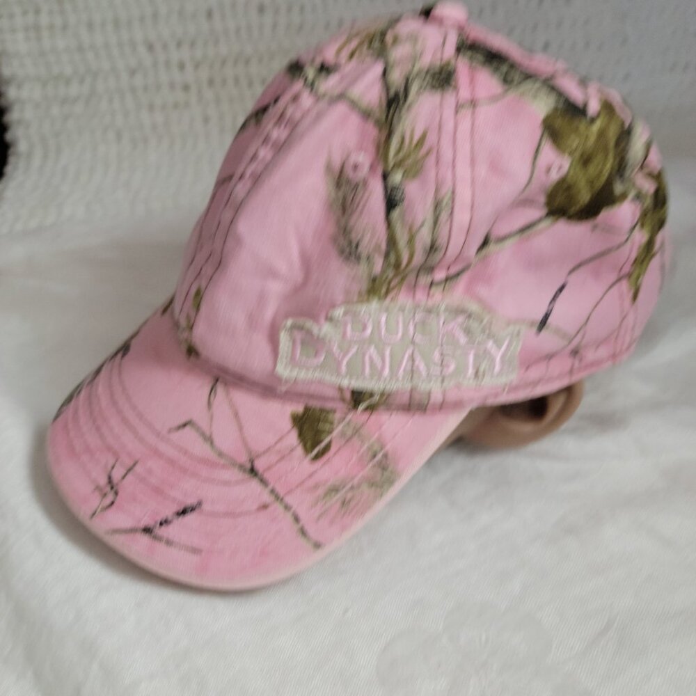 Duck Dynasty Hat Ladies Fit Pink Camo Outdoor Cap baseball embroidered TV fandom - Picture 2 of 8